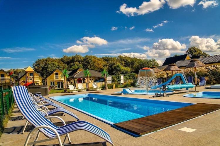 Holiday Resort, Ustronie Morskie Exterior foto